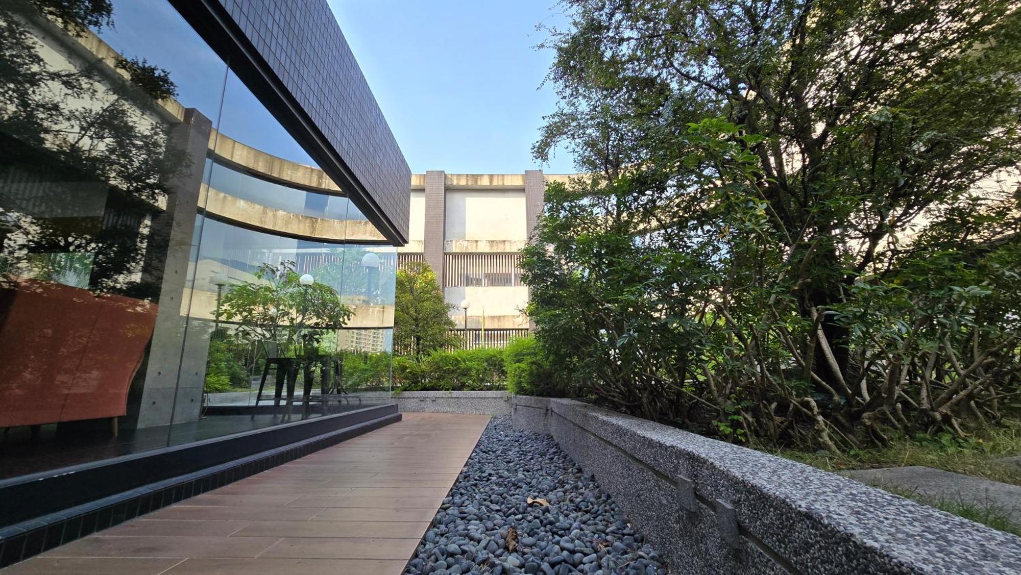 Hotel R14 Kaohsiung Exterior photo