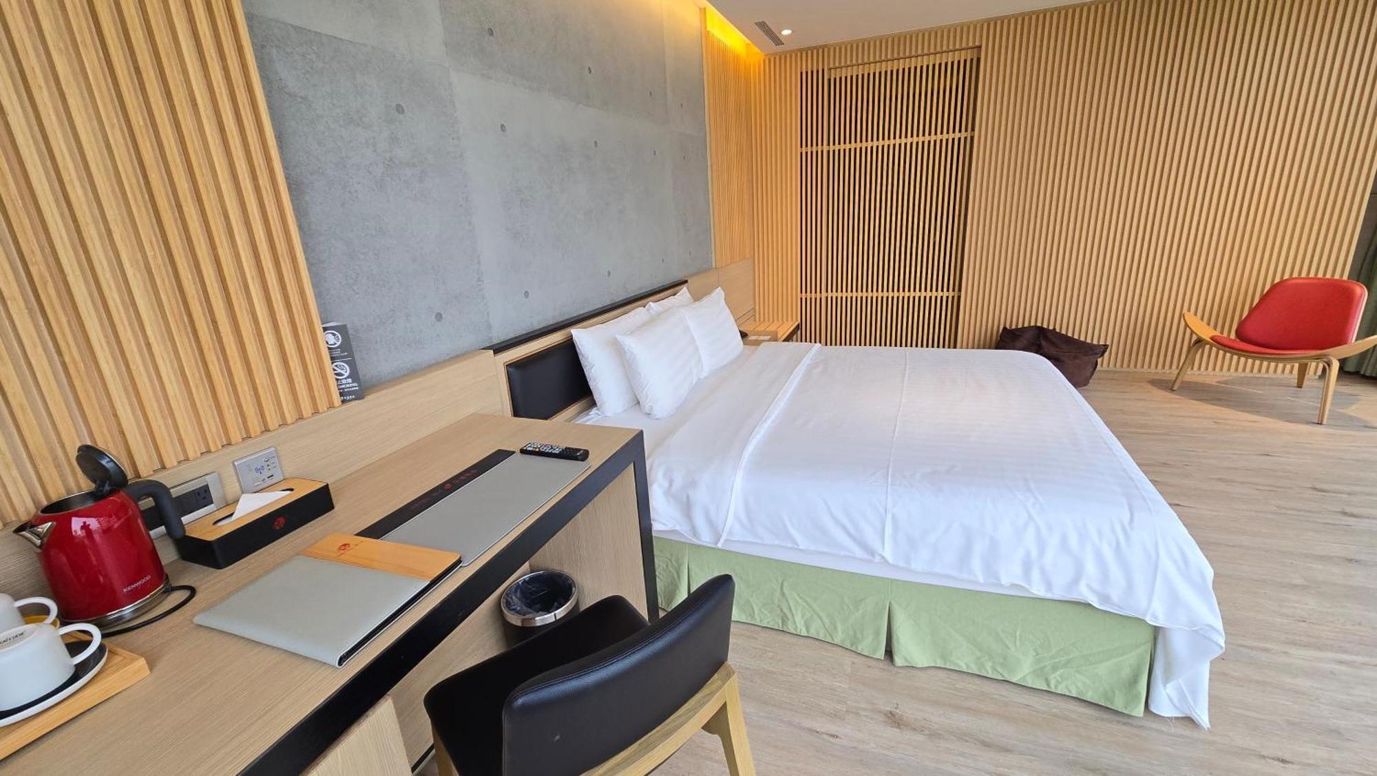 Hotel R14 Kaohsiung Exterior photo