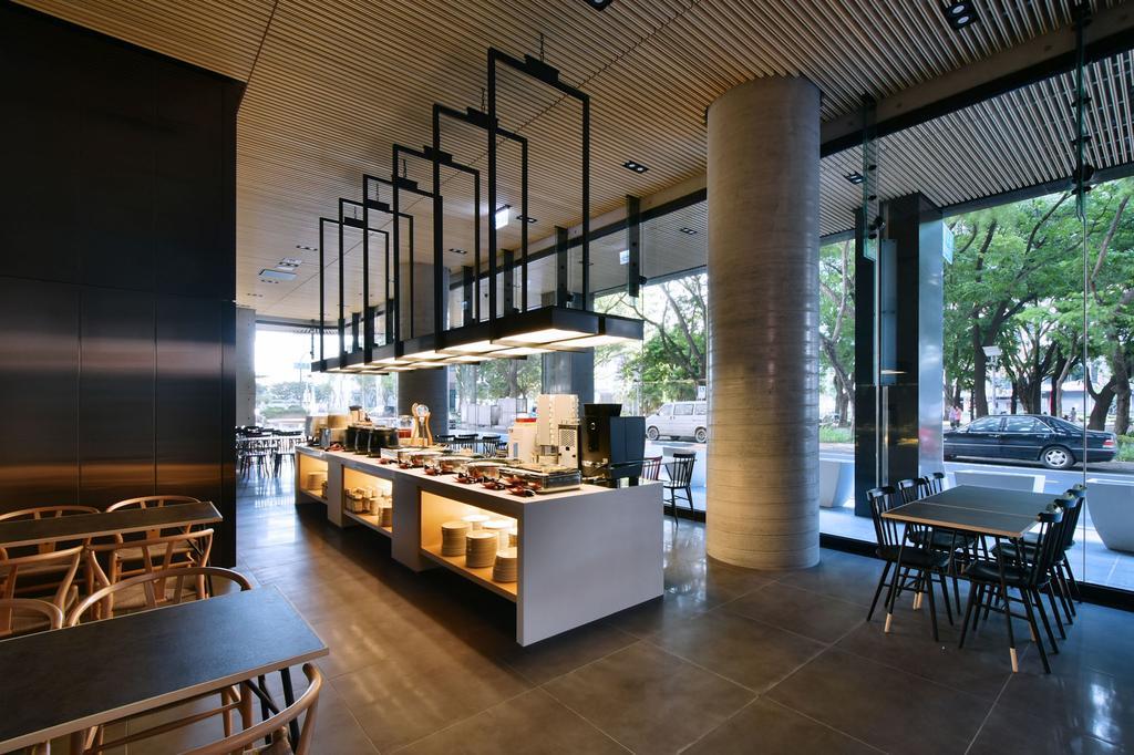 Hotel R14 Kaohsiung Exterior photo