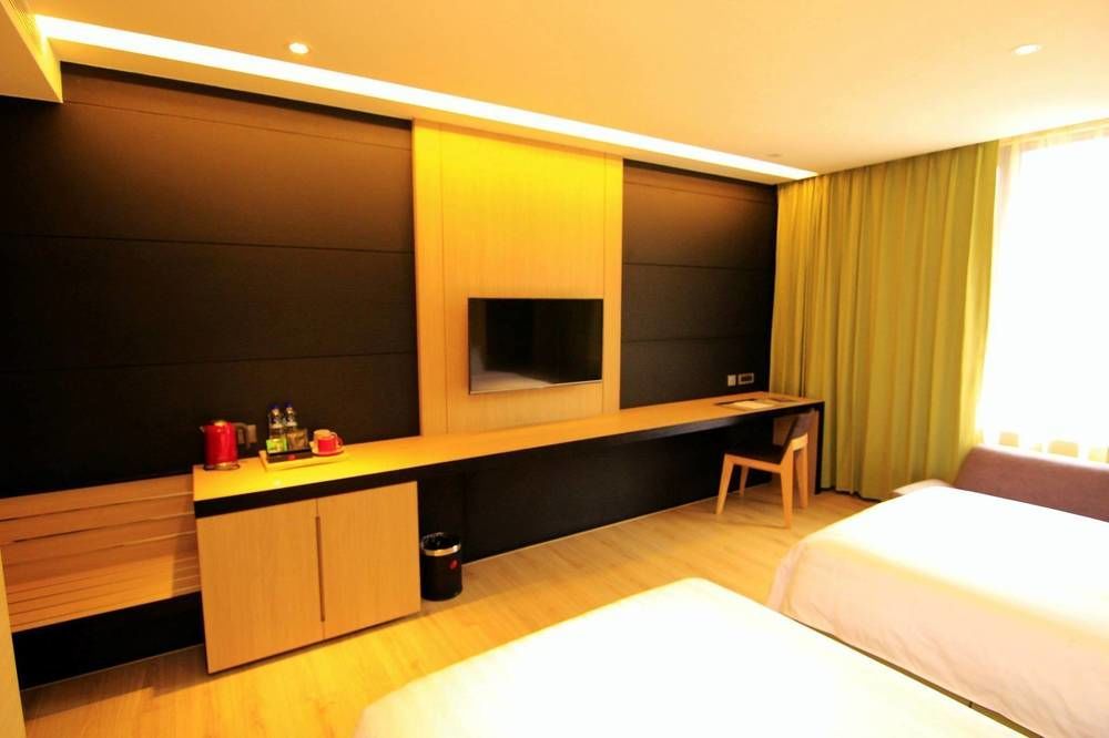 Hotel R14 Kaohsiung Exterior photo